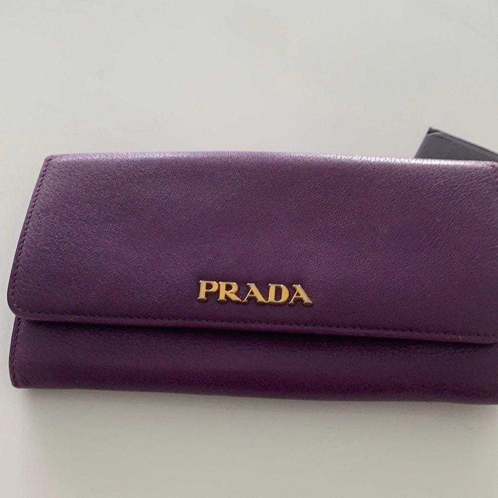 - Prada Wallet Authentic - image 1